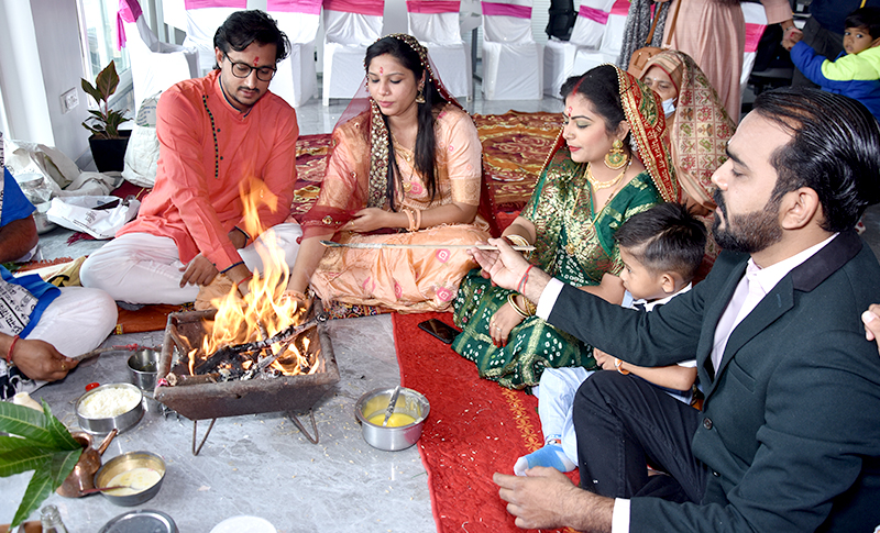 With the Hindu tradition, Ganesh Pooja and Havan took place with chanting to god